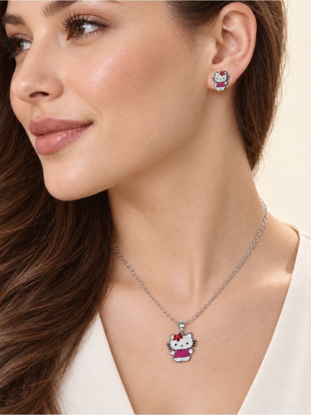- Set fine jewerly Earrings and necklace Hello kitty 316L